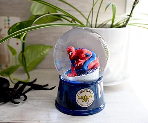 Marvel Spider-Man New York Skyline Light-Up Snow Globe