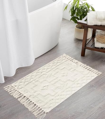Uphome Boho Bathroom Rug 2 x 3 with Tassels