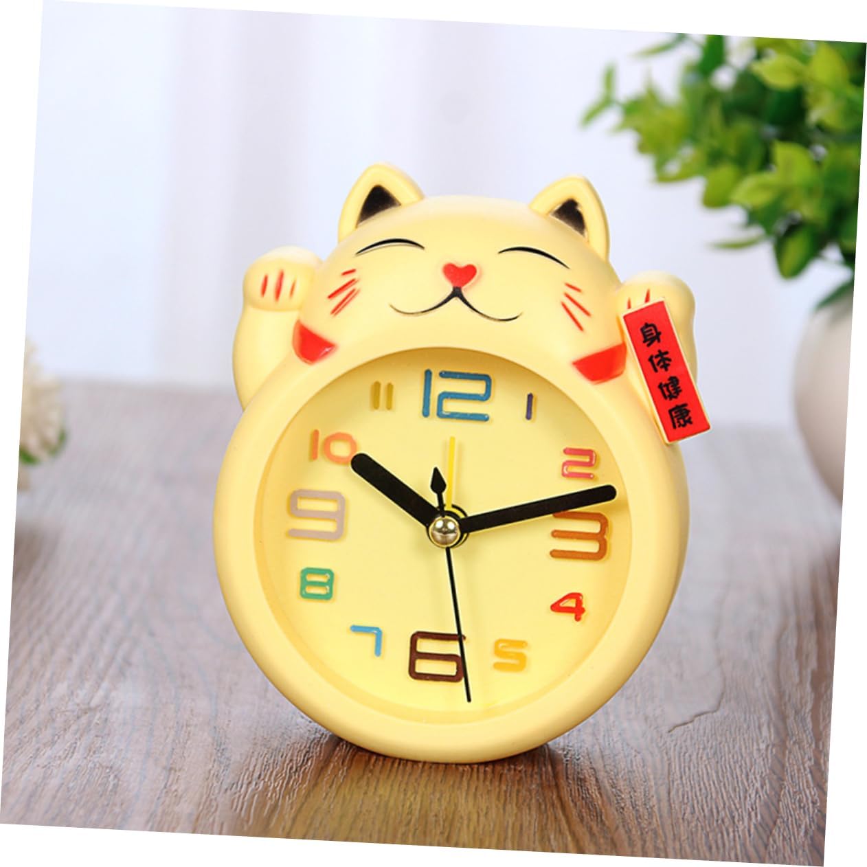 Wakauto Cute Cat Alarm Clock for Kids Silent No Ticking Battery