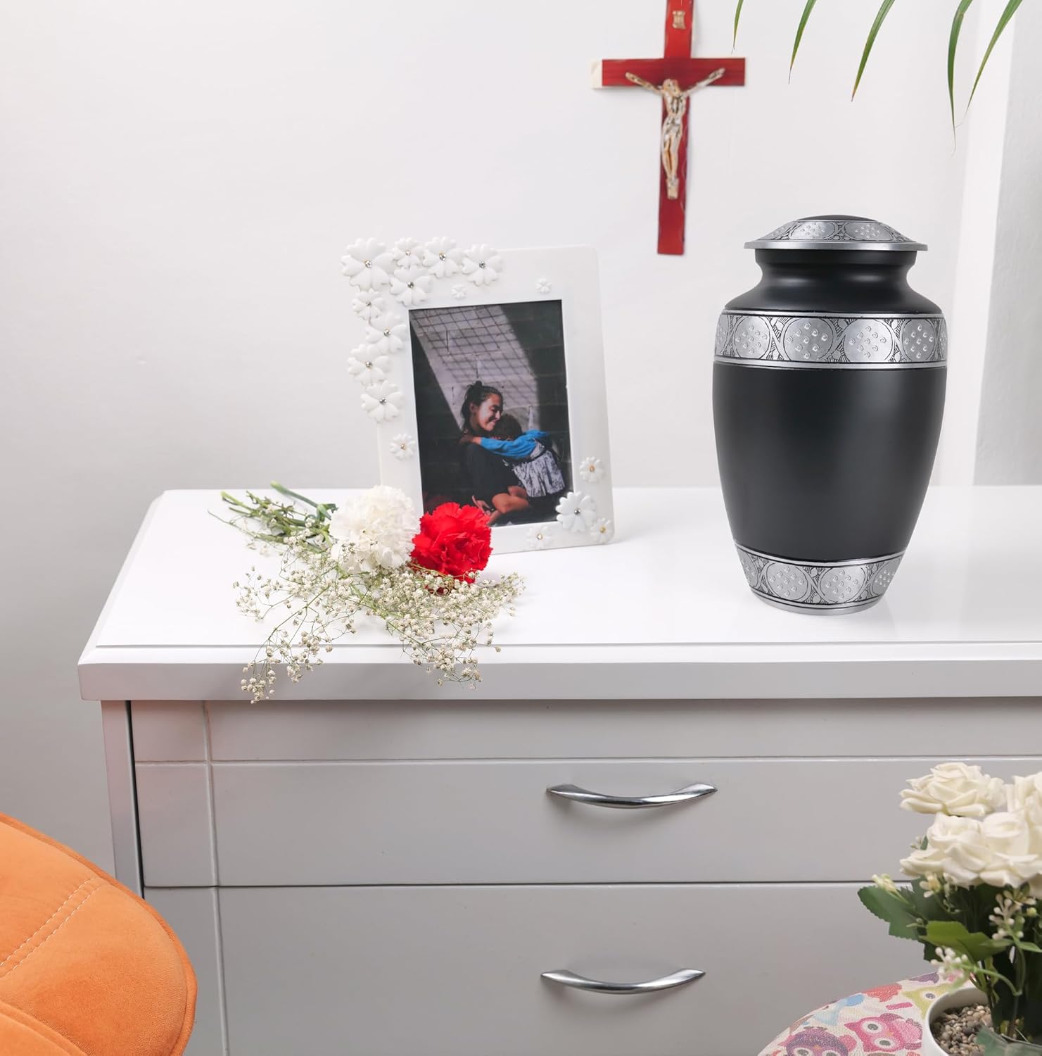 Yatskia Black Large Metal Urn for Adult Ashes