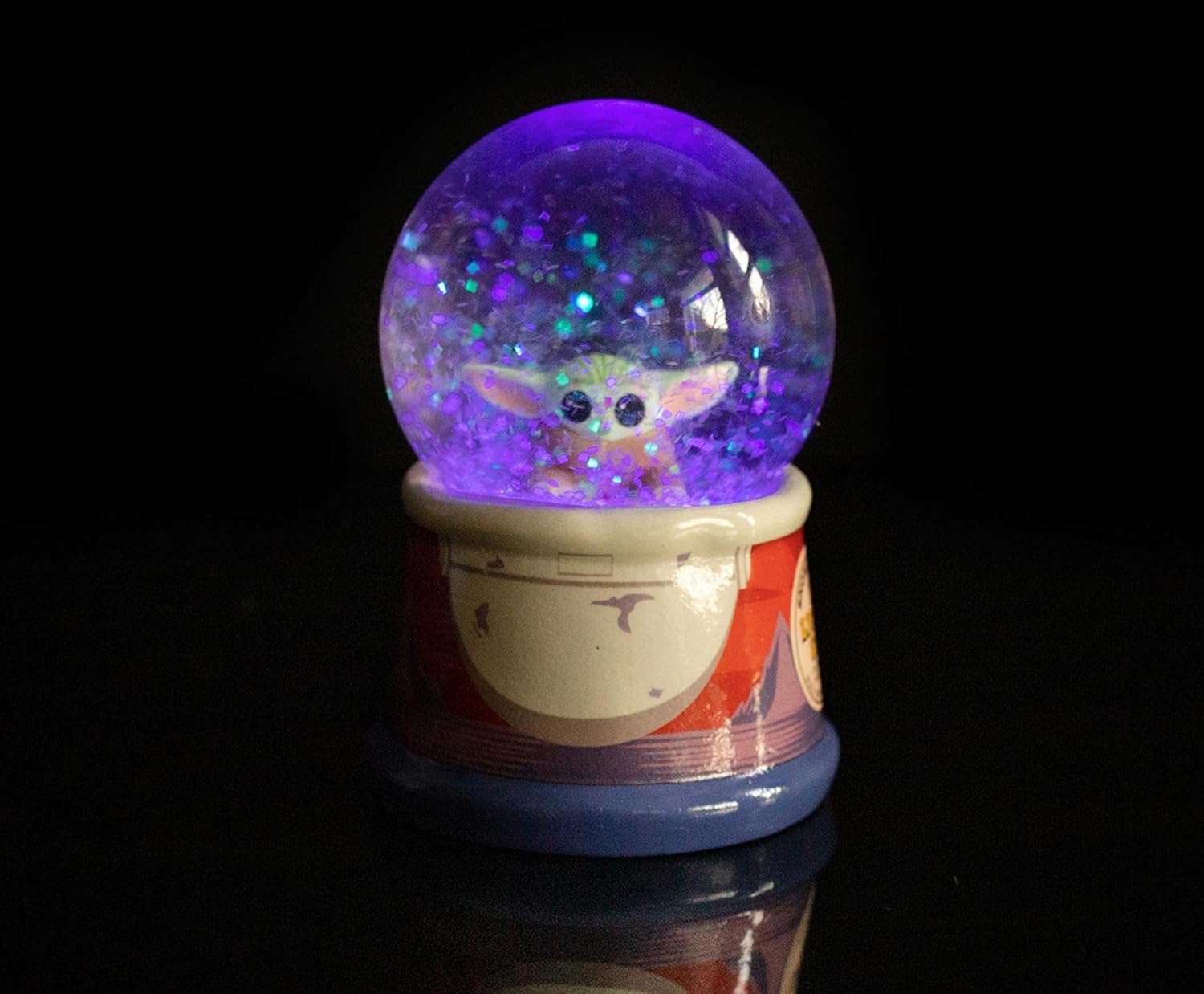 Silver Buffalo Star Wars The Child Snow Globe Light Up 55mm