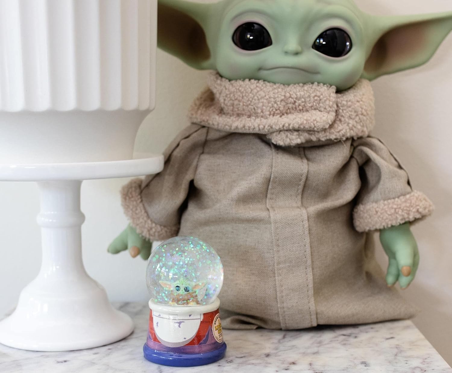 Silver Buffalo Star Wars The Child Snow Globe Light Up 55mm