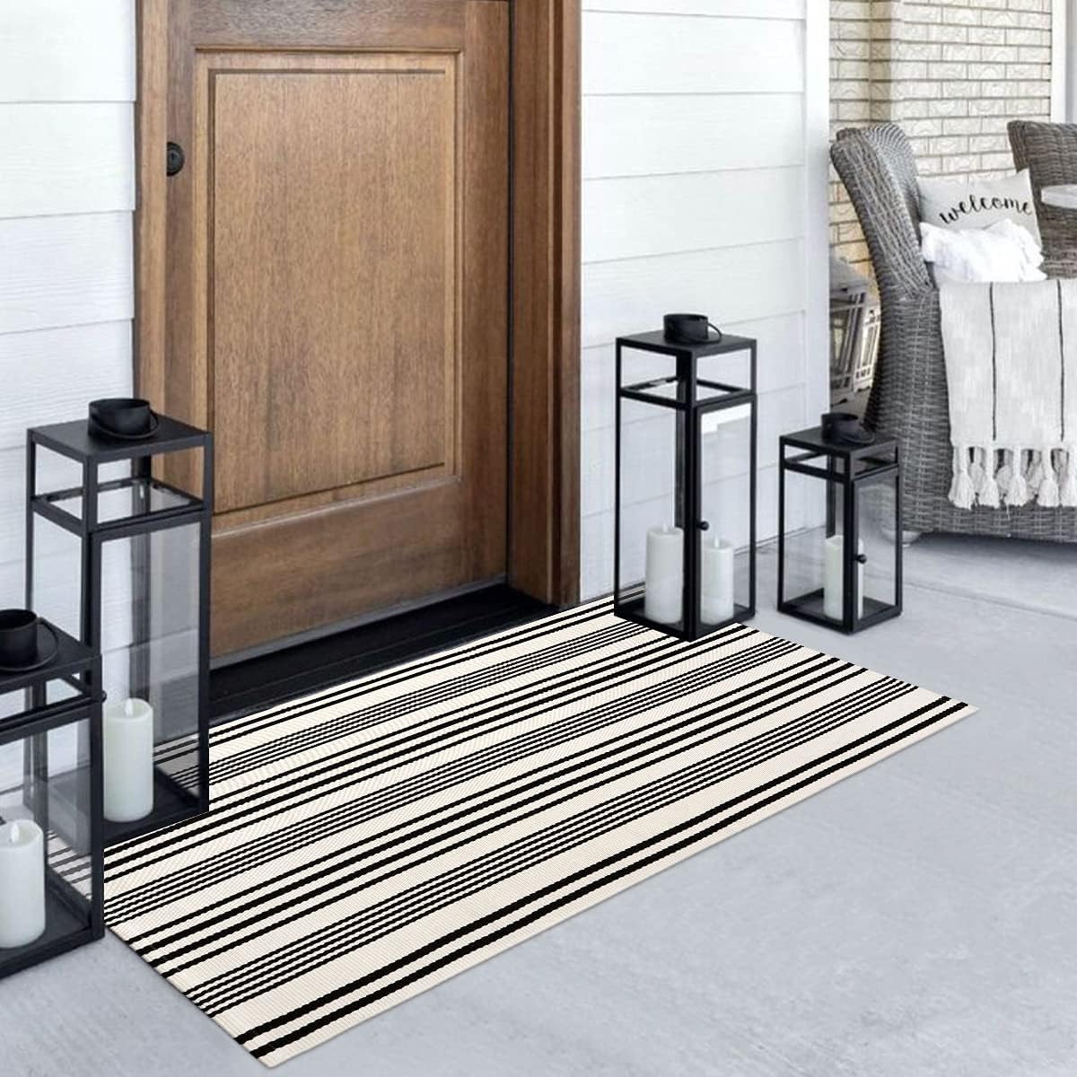 LEEVAN Black and White Striped Outdoor Rug 2 x 43