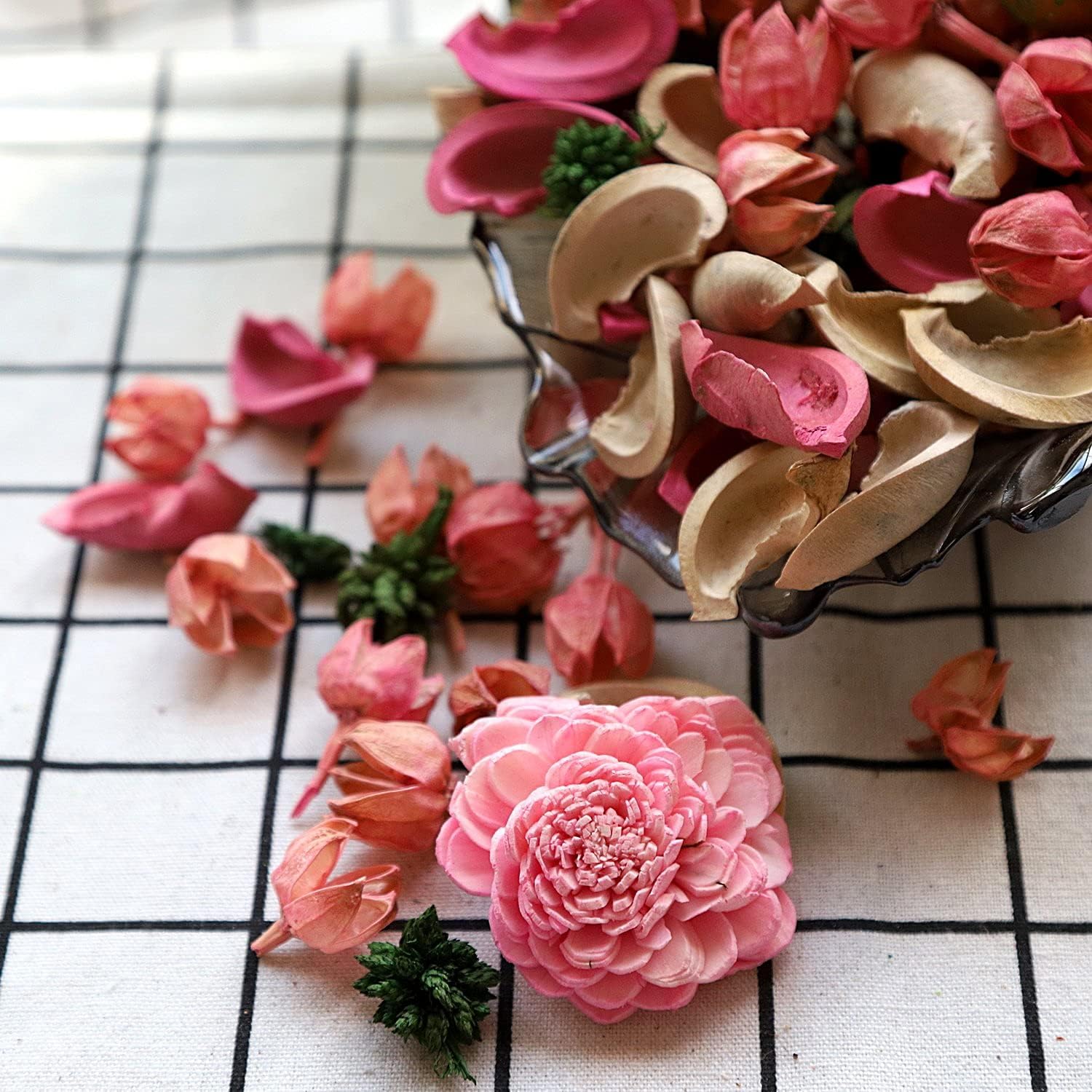 Qingbei Rina Rose Scented Potpourri Bowl Filler 98 Oz