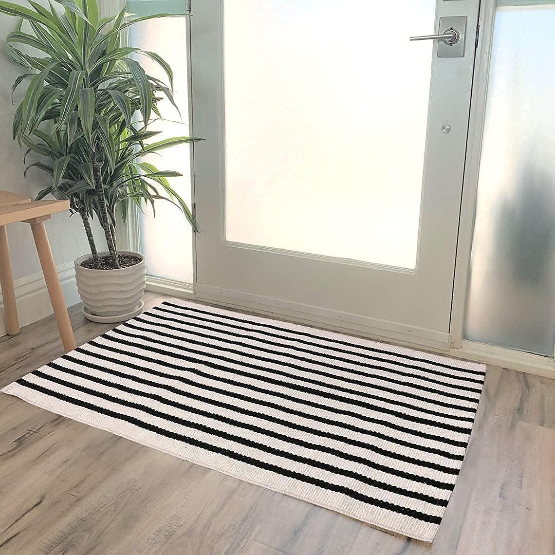 LEEVAN Black and White Striped Doormat Rug 24x35 Inch